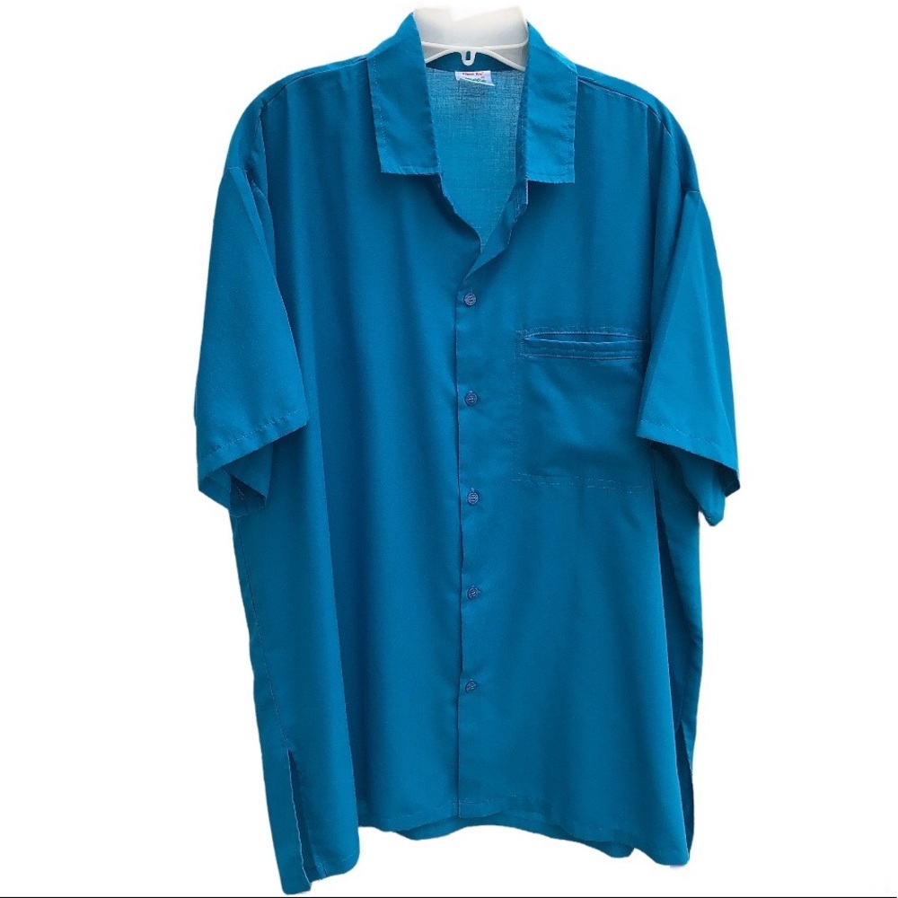 FINAL PRICE Men’s Button Down
Short Sleeve Shirt, Sz Large